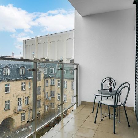 Apartament Black & White Mostowa By Renters Poznan Exterior photo