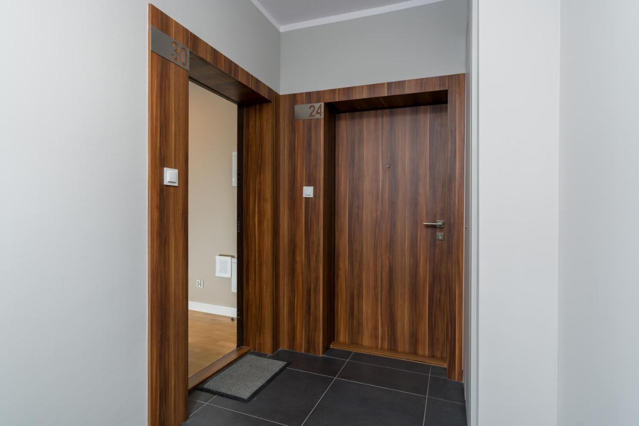 Apartament Black & White Mostowa By Renters Poznan Exterior photo
