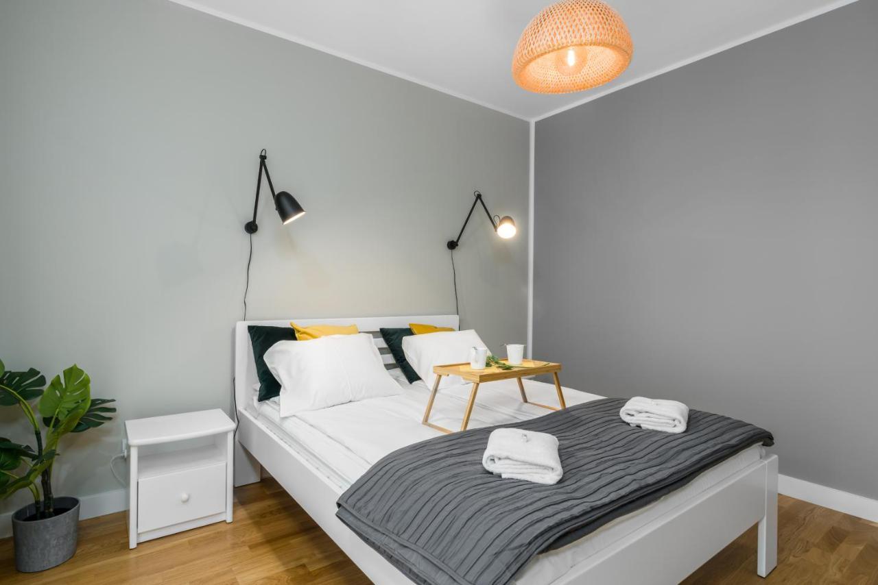 Apartament Black & White Mostowa By Renters Poznan Exterior photo